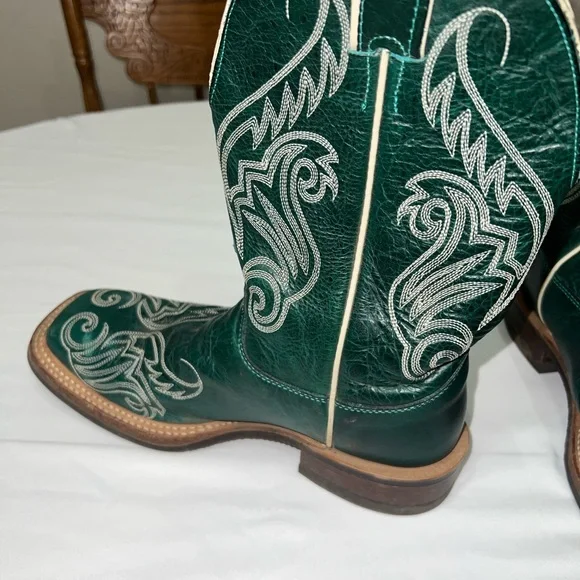 Green Justin Boots with Embroidery - Picture 3 of 7